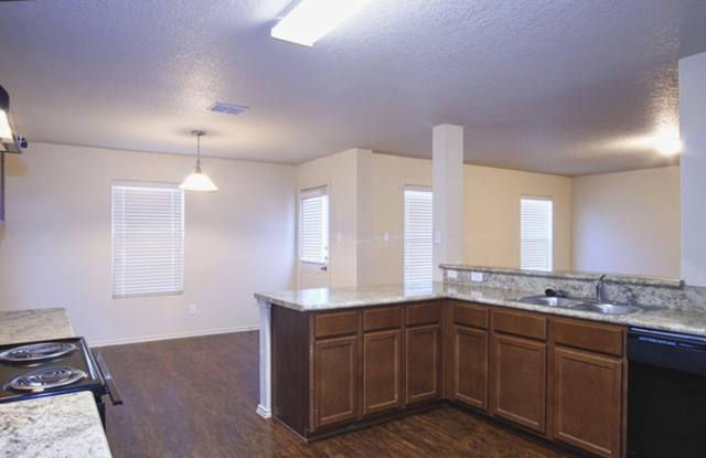 7510 Spanish Dagger - 7510 Spanish Dagger, San Antonio, TX 78218