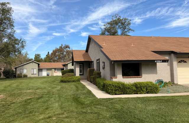 Nice Holmby II model home in Leisure Village 55+ Active Community photos photos