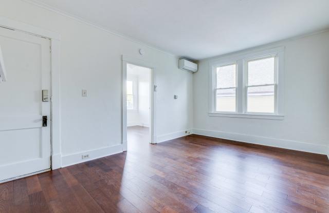 1226 McNeilly Avenue - 4 photos photos
