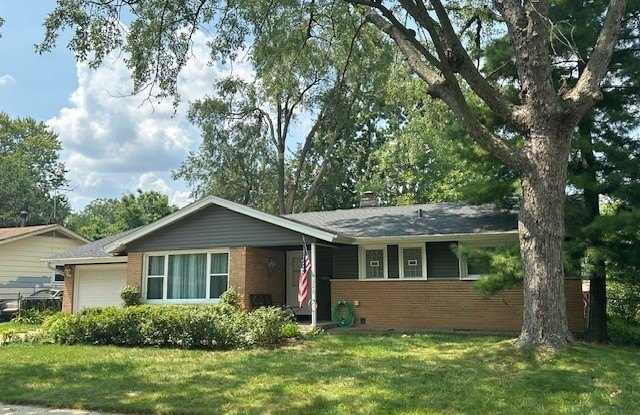 1240 Aspen Lane - 1240 Aspen Lane, Elk Grove Village, IL 60007