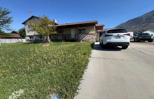 Beautiful home for rent in Pleasant Grove photos photos