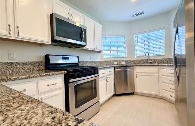 3423 Bankside Drive Gallery 2