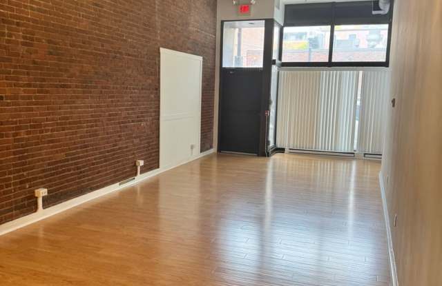 HUGE 3 BED Next to TD Garden photos photos