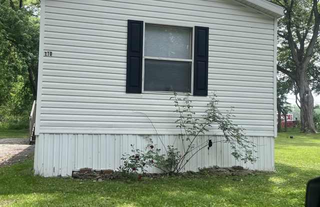 110 Greenfield Lane photos photos
