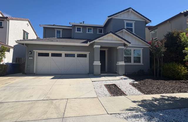Coming Soon!! 3 bedroom 2.5 Bath photos photos