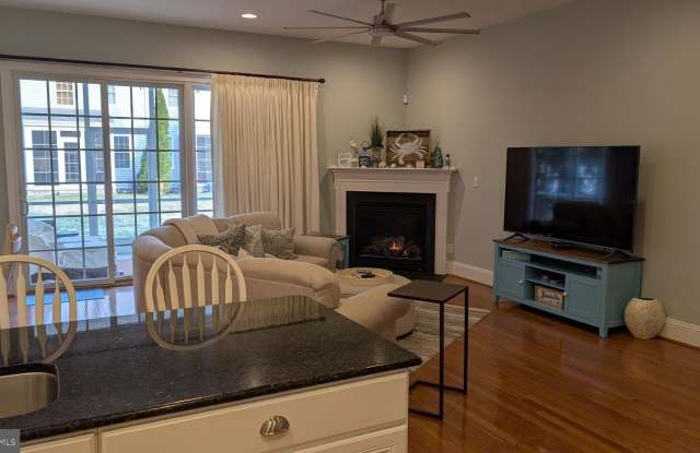 36400 WARWICK Drive Gallery 4