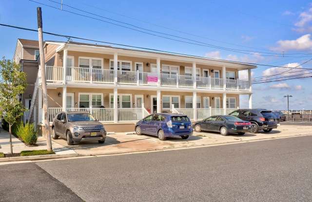 9500 Amherst B - 9500 Amherst Avenue, Margate City, NJ 08402