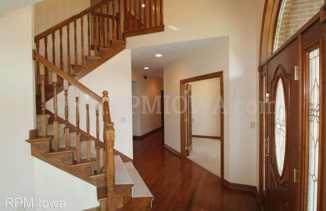 504 66th Court Gallery 2
