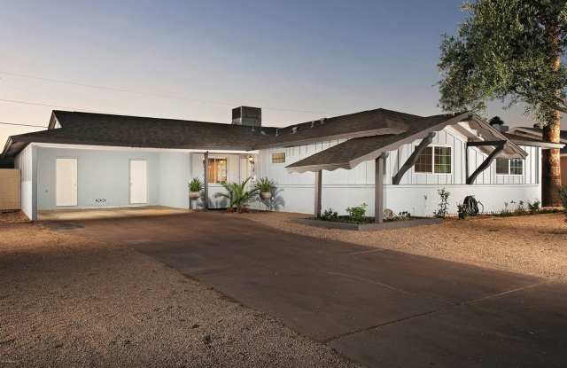 3904 E. Sahuaro Dr. Phoenix, AZ 85028 photos photos