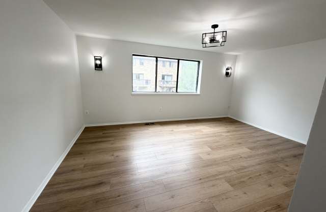 7038 Knighthood Lane Gallery 1