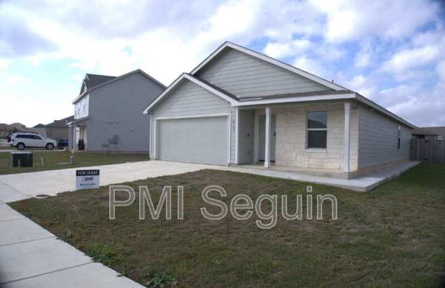 809 Riviera Court photos photos