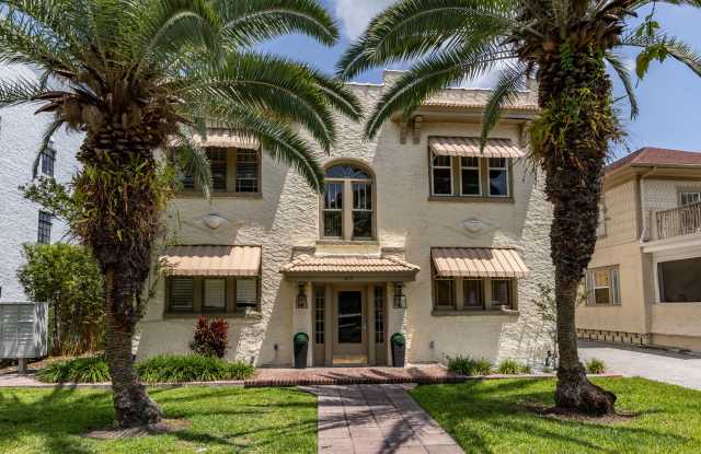 1/1 condo near Lake Eola photos photos