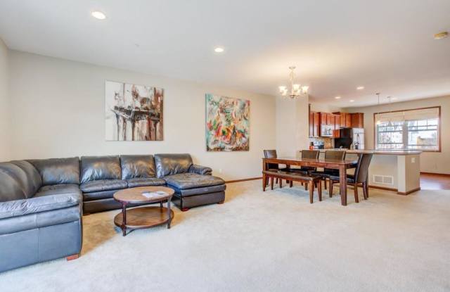 11803 Emery Village Drive N Gallery 4