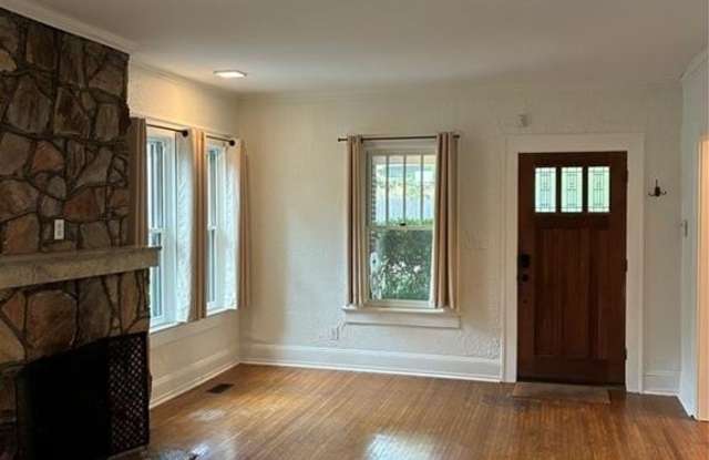 1088 Sanders Avenue SE Gallery 3