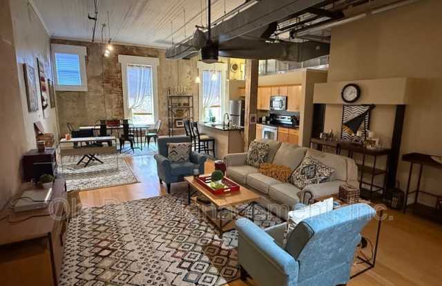 412 Dauphin St photos photos