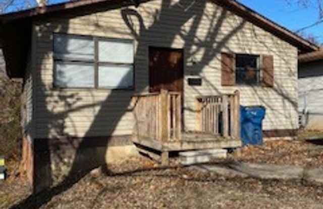 4 Bedroom House in Alton photos photos