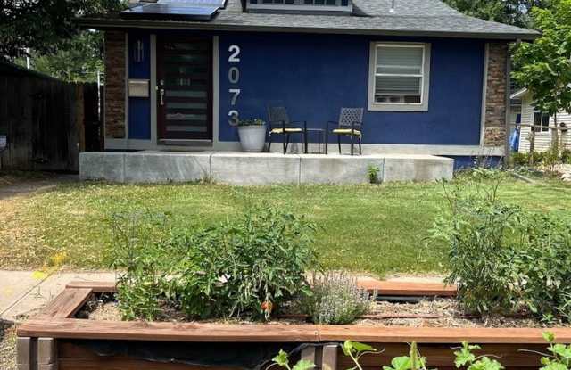 Charming 3BR House in Denver photos photos