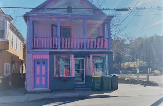 425 Main Street - Hair Salon - 425 Main Street, Rosendale Hamlet, NY 12472