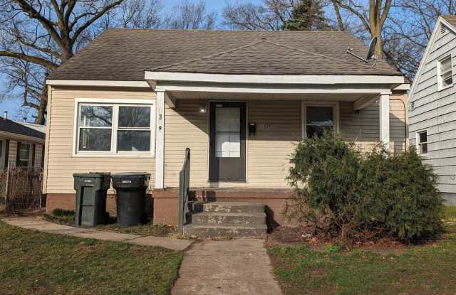 3-Bedroom, 1-Bathroom Home – $1,225/Month | Accepting Section 8 photos photos