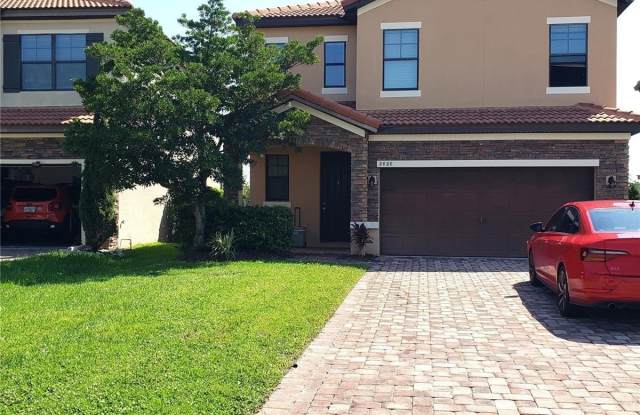 2020 LEATHER FERN DRIVE photos photos