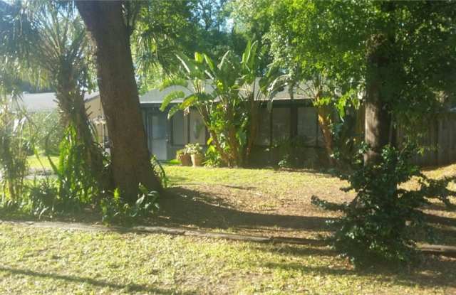 4715 W KNIGHTS AVENUE Gallery 2