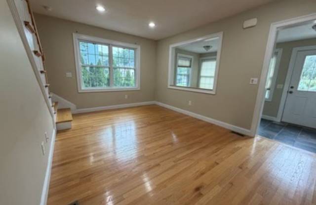 Remodeled 2-Bedroom Townhouse in Maynard Gallery 3
