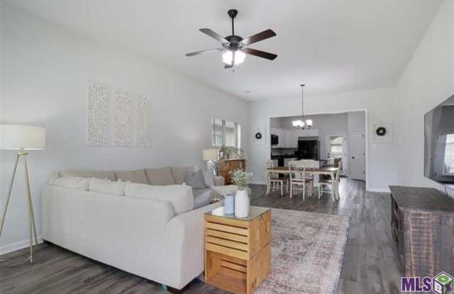 4 Bedroom Home in Hunters Trace photos photos 4 Bedroom Home in Hunters Trace photos photos