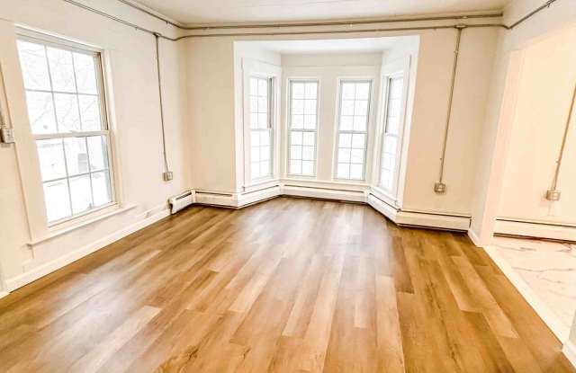 43 Middle Street - A photos photos