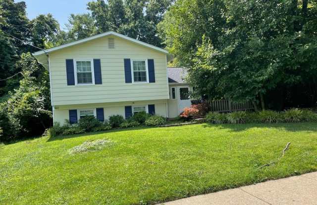 11503 GAINSBOROUGH RD - 11503 Gainsborough Road, Potomac, MD 20854