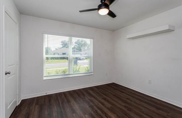 1434 GERANIUM Drive Gallery 4
