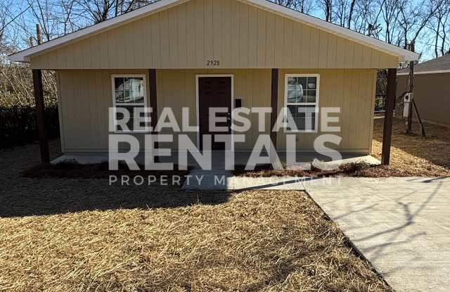 2928 Shahan Avenue photos photos