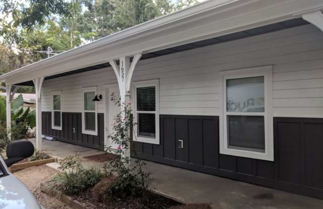 1 mile to FSU 4 Bedroom 4 Bath - Upscale House photos photos