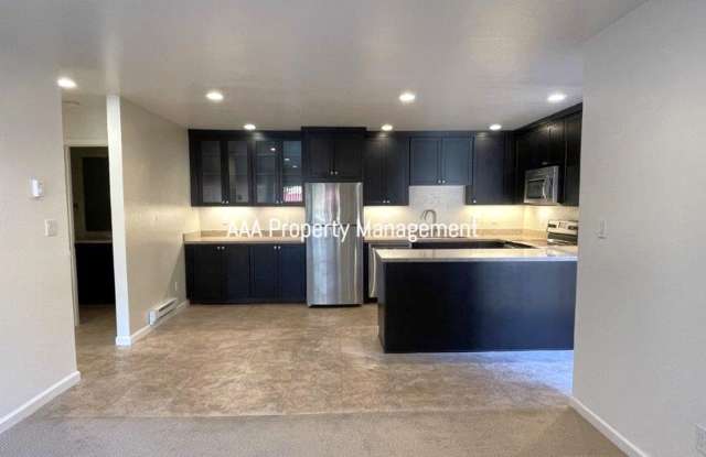 Walnut Creek! Beautiful remodeled 1 bedroom 1 bath location near John Muir Hospital and Heather Farms Park! Gallery 1