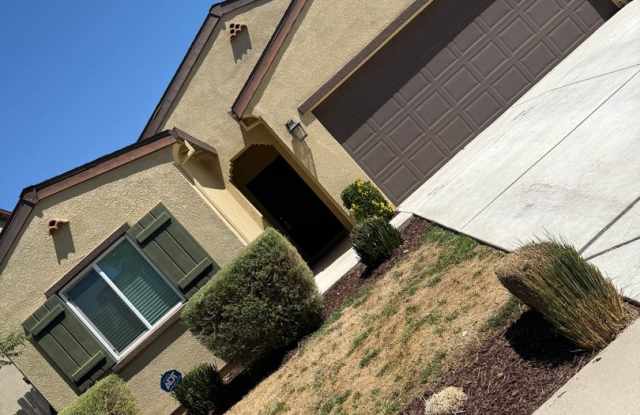 North Merced Location 4bedroom 2 bath photos photos