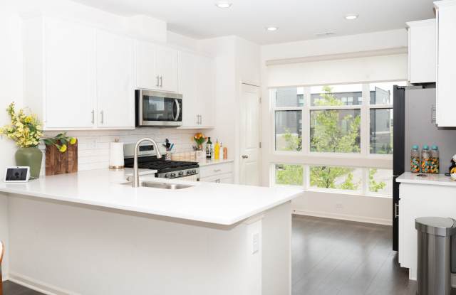 2204 Venture Dr Gallery 4