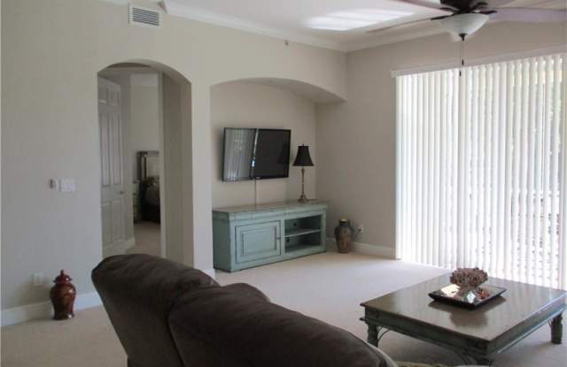 5920 Tarpon Gardens CIR Gallery 3