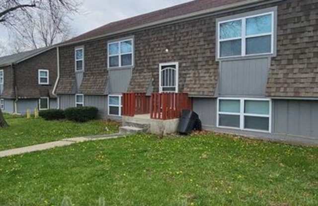 744 n 70th St. Gallery 2