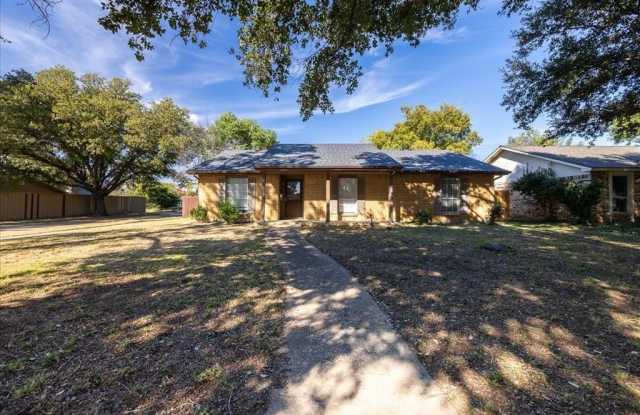 1335 Carnation Drive Gallery 2