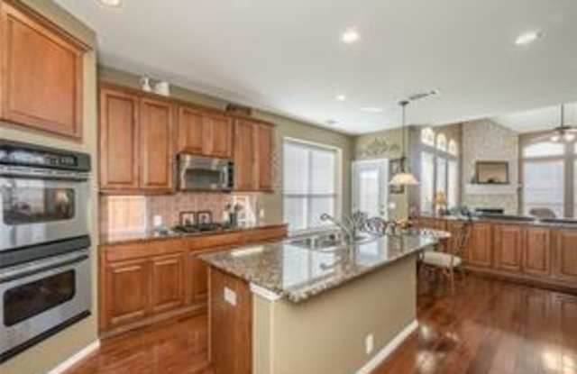 11239 Blackhawk Drive Gallery 3