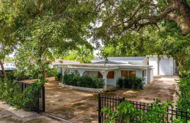 15104 N Miami Ave photos photos
