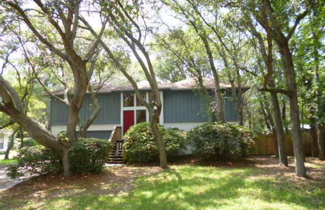 1108 HAMLET LN E Gallery 2