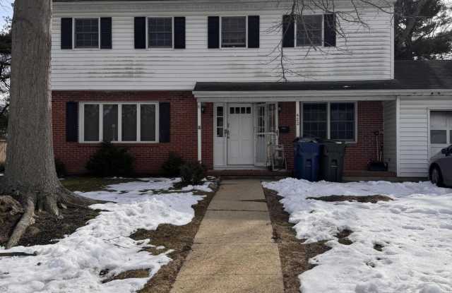 422 W Lake Avenue photos photos