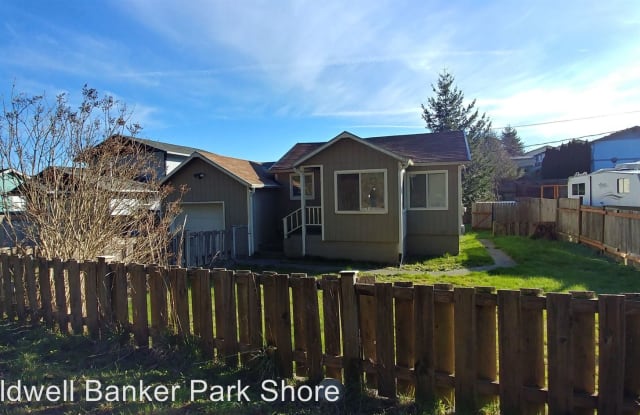 1110 Poindexter Ave W - 1110 Poindexter Avenue West, Bremerton, WA 98312
