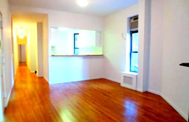 70 W 11th St 2VV - 70 West 11th Street, New York City, NY 10011