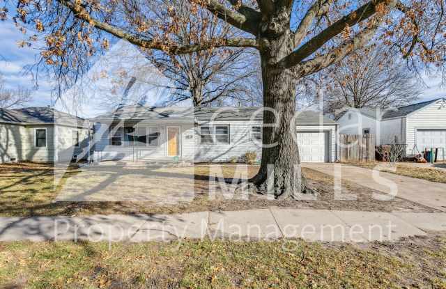 Lovely 3 Bedroom Home with all Hard Floors photos photos