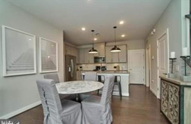 13378 ARROWBROOK CENTRE DRIVE Gallery 2