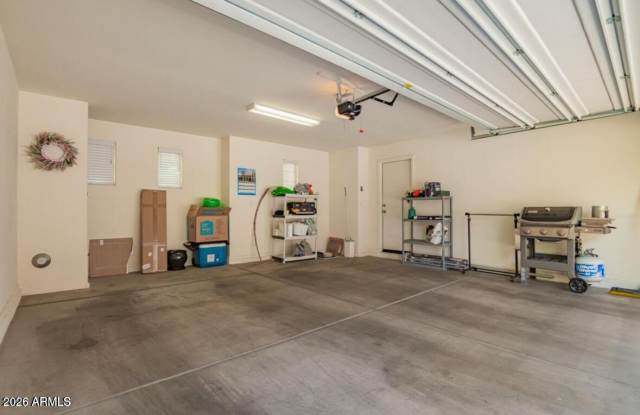 1836 N 77TH Glen Gallery 4