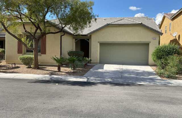 1 story home, 3br, 2bath, den area, 2cg. Gallery 1