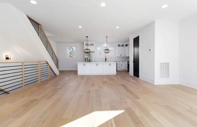 3521 Avalon Avenue - 1 Gallery 4