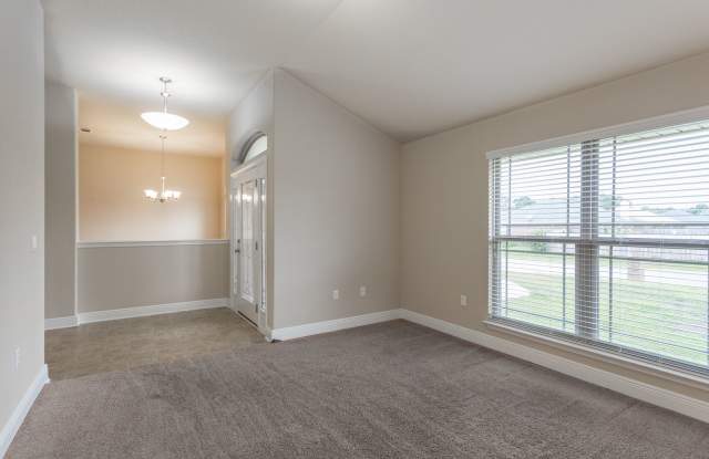 Pace- Thousand Oaks Gallery 4